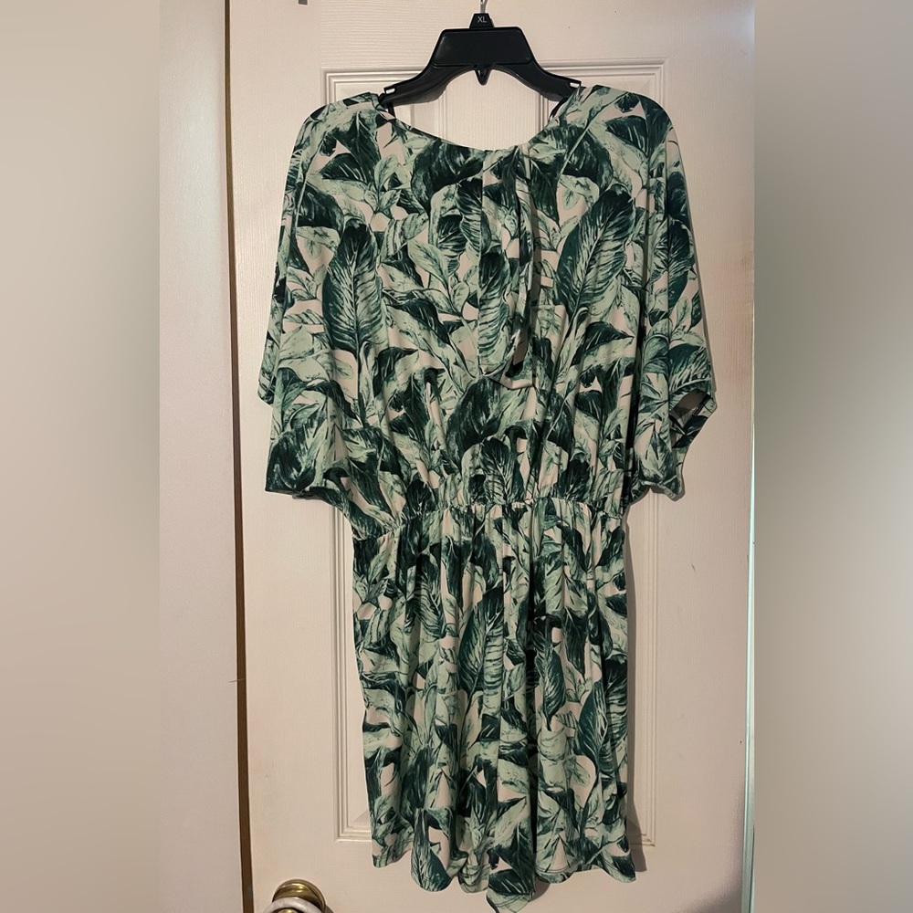 Romper - Picture 2 of 2